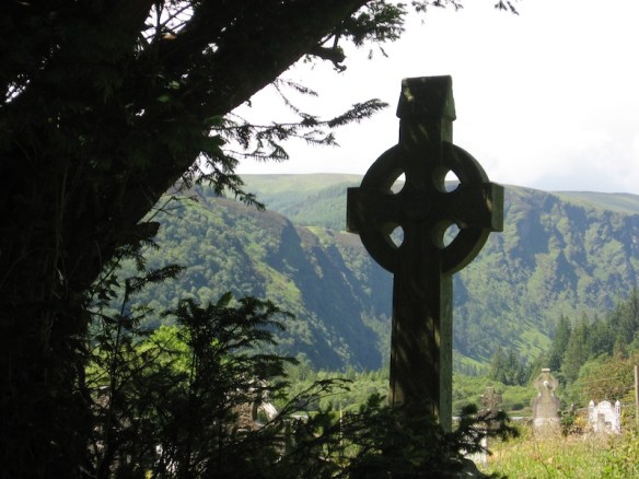 celticcrossglendalough